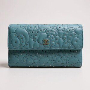 CHANEL CC CAMELIA LARGE FLAP CONTINENTAL WALLET
